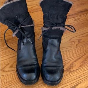 La Canadienne shearling lined snow boots